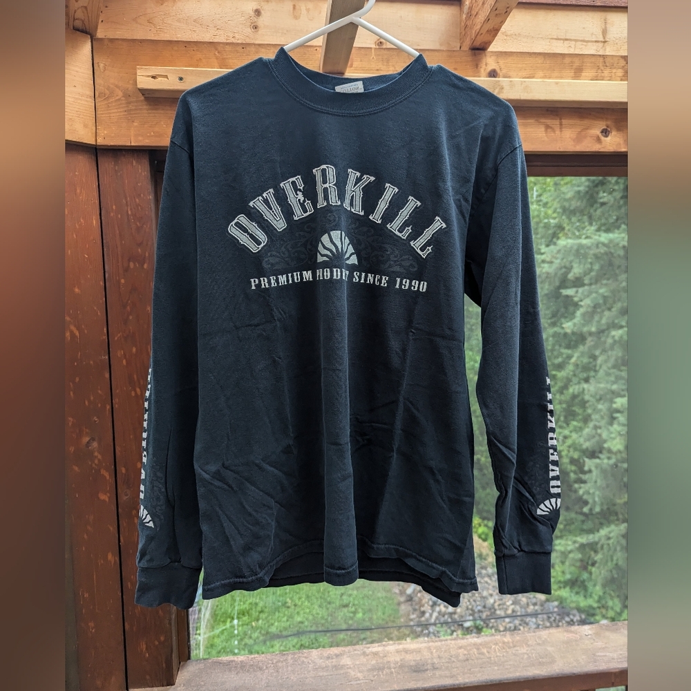 Black volleyball shirt